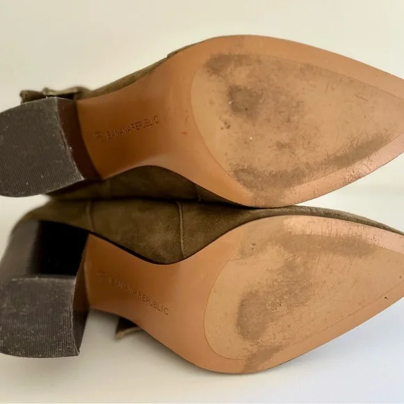 Banana Republic Ankle Boots CantonSuede Olive Green Wrap Around Tie  8.5 - Picture 6 of 11